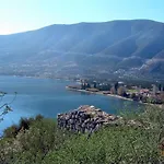 Orange Epano Epidhavros